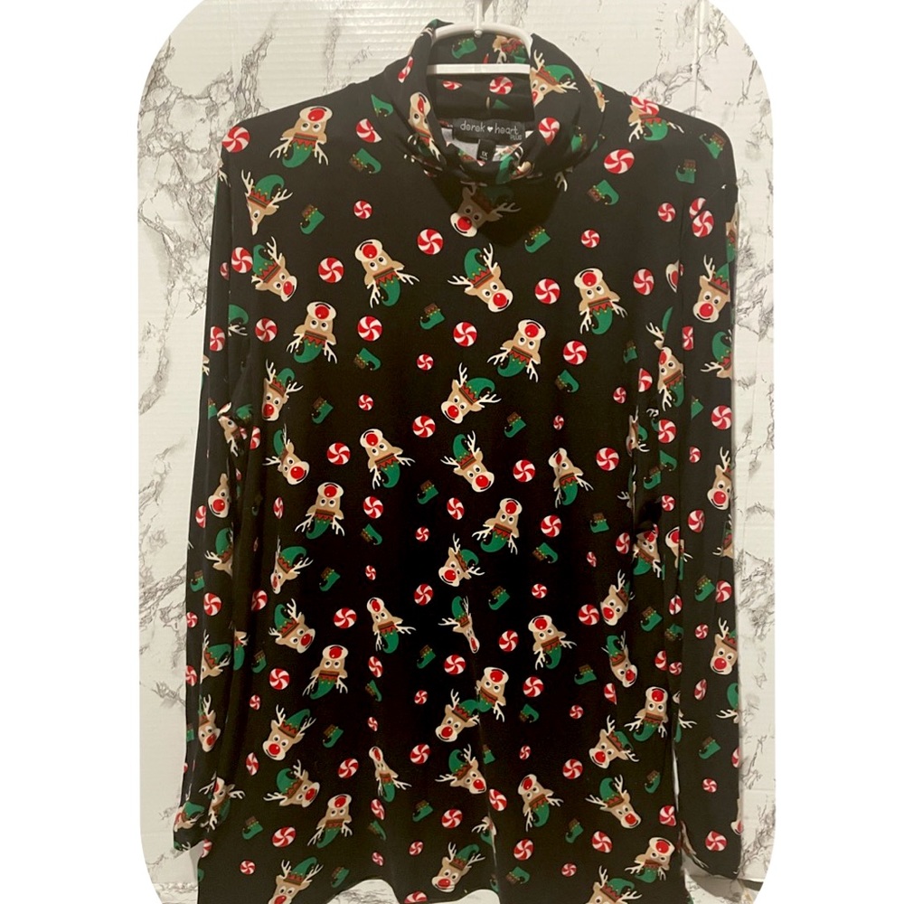 Derek Heart Plus Rudolph & Peppermint Candy Turtle Neck
